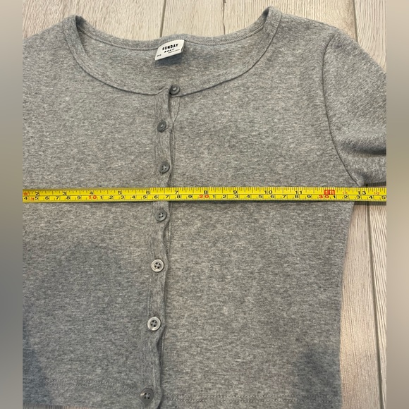 Aritzia Button Up Long Sleeve - Picture 10 of 12